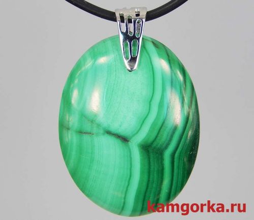 Кулон из натурального камня
